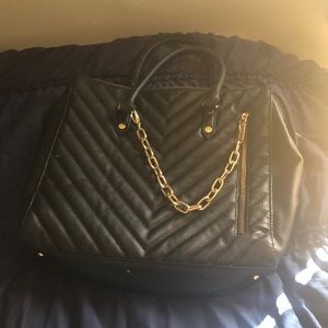 Balck steve maddes purse